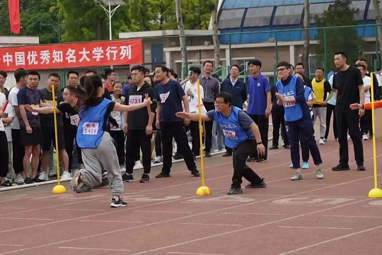 6461116408514a299dc4ea56e51415f3.jpg 777.jpg