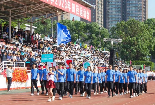 68ff350a49fd49cd955aca3b71704a43.jpg 222.jpg